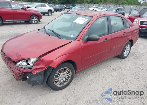 2005 Ford Focus Zx4 z USA, uszkodzony, nr VIN 1FAFP34NX5W163374